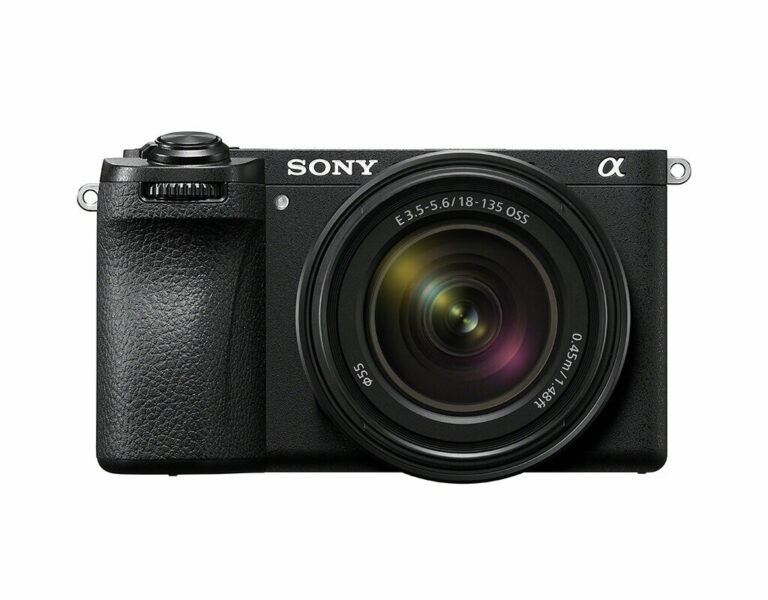 Aparat Sony Alfa α6700 body + obiektyw SEL18135 (ILCE6700MB)